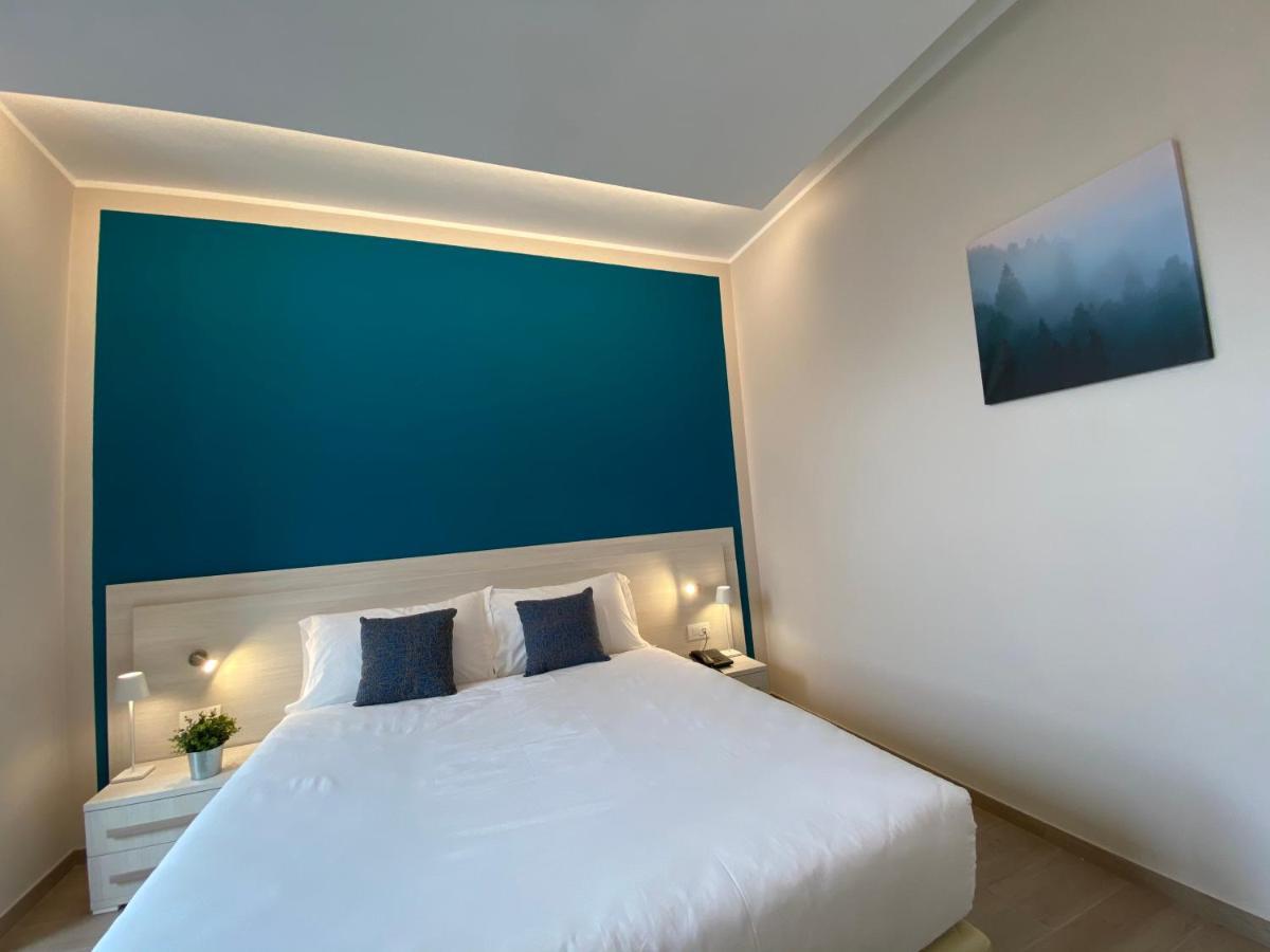 Palazzo Marignano Hotel Melegnano Eksteriør bilde