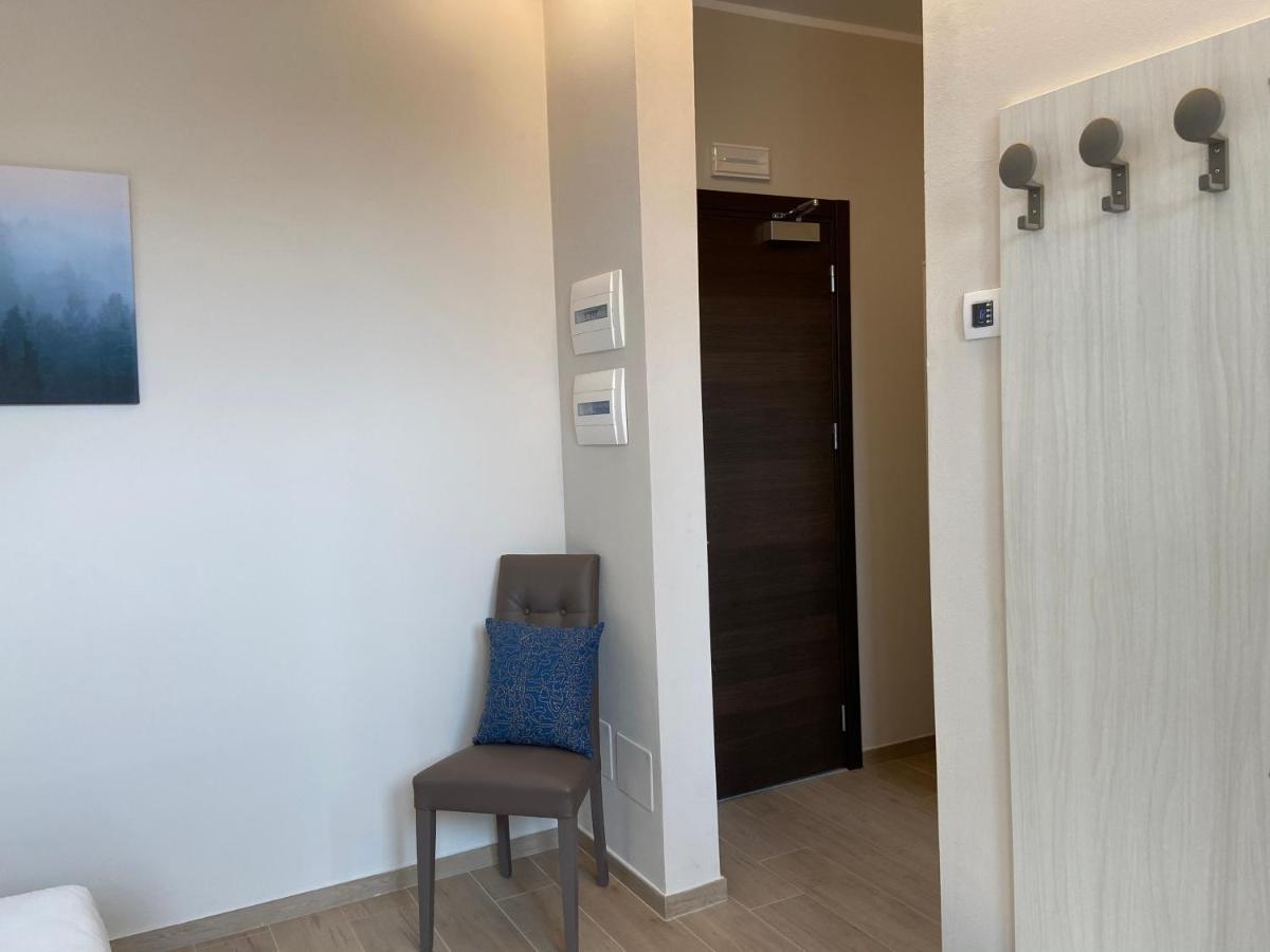 Palazzo Marignano Hotel Melegnano Eksteriør bilde