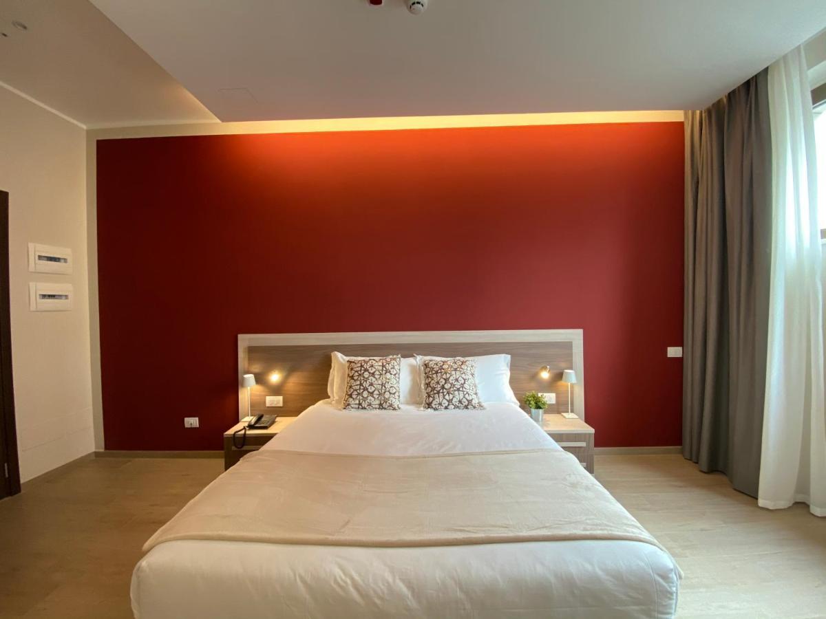 Palazzo Marignano Hotel Melegnano Eksteriør bilde